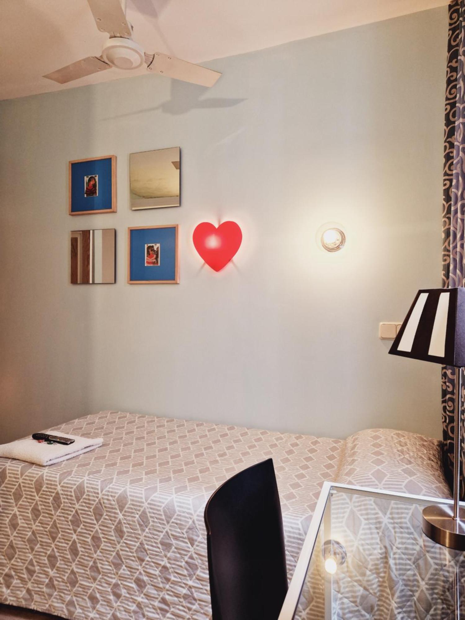 Casa De Huespedes Dolce Vita Madrid Ngoại thất bức ảnh
