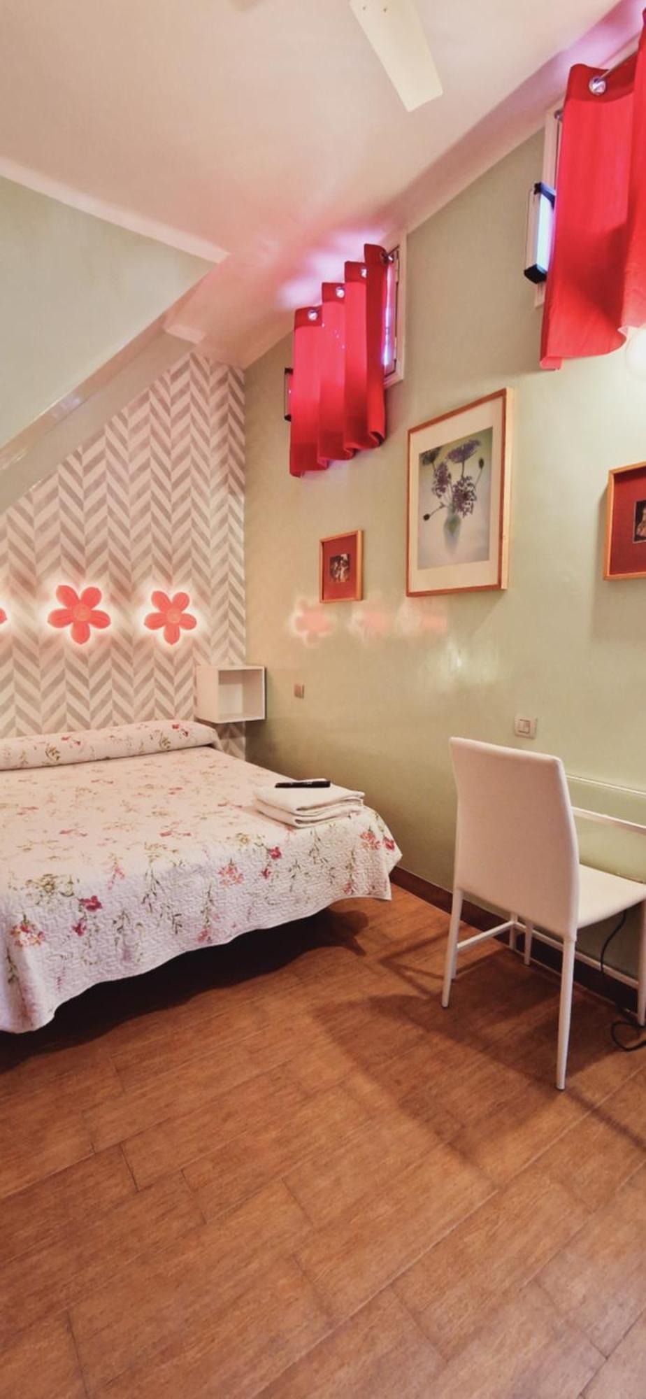 Casa De Huespedes Dolce Vita Madrid Ngoại thất bức ảnh