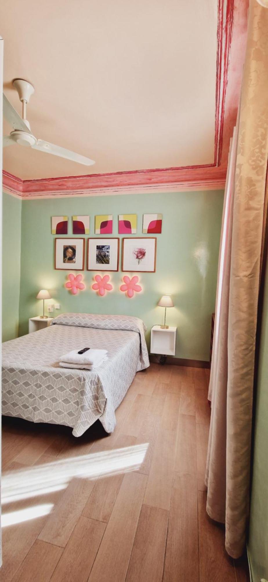 Casa De Huespedes Dolce Vita Madrid Ngoại thất bức ảnh