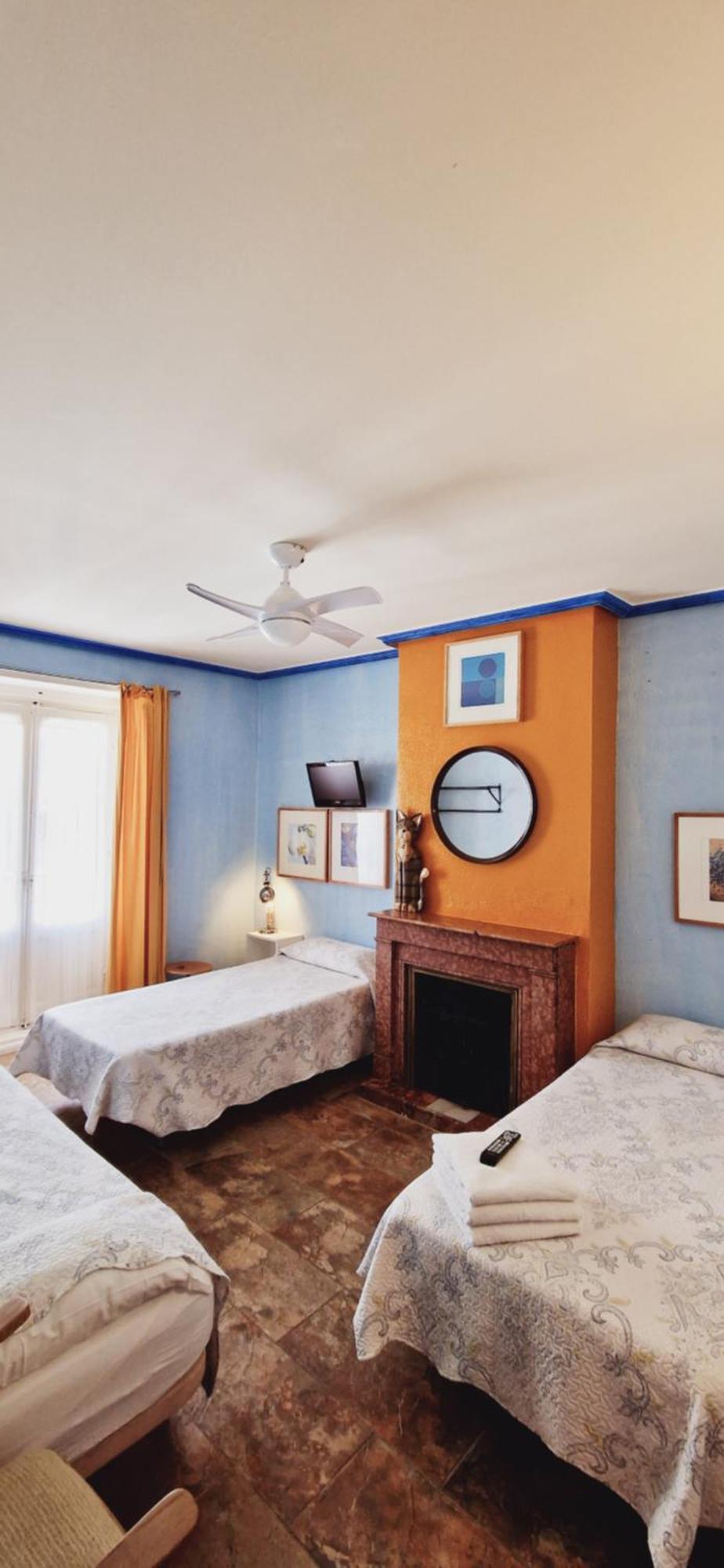 Casa De Huespedes Dolce Vita Madrid Ngoại thất bức ảnh
