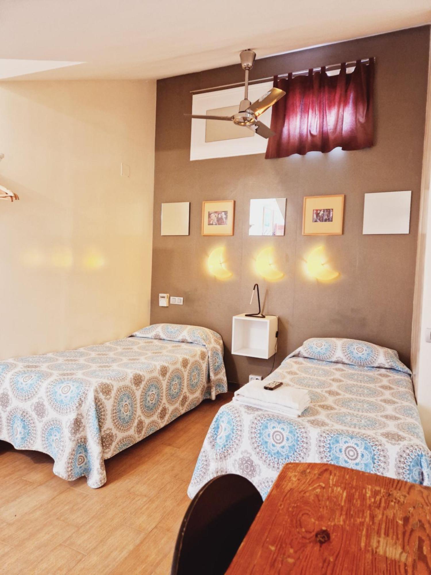Casa De Huespedes Dolce Vita Madrid Phòng bức ảnh
