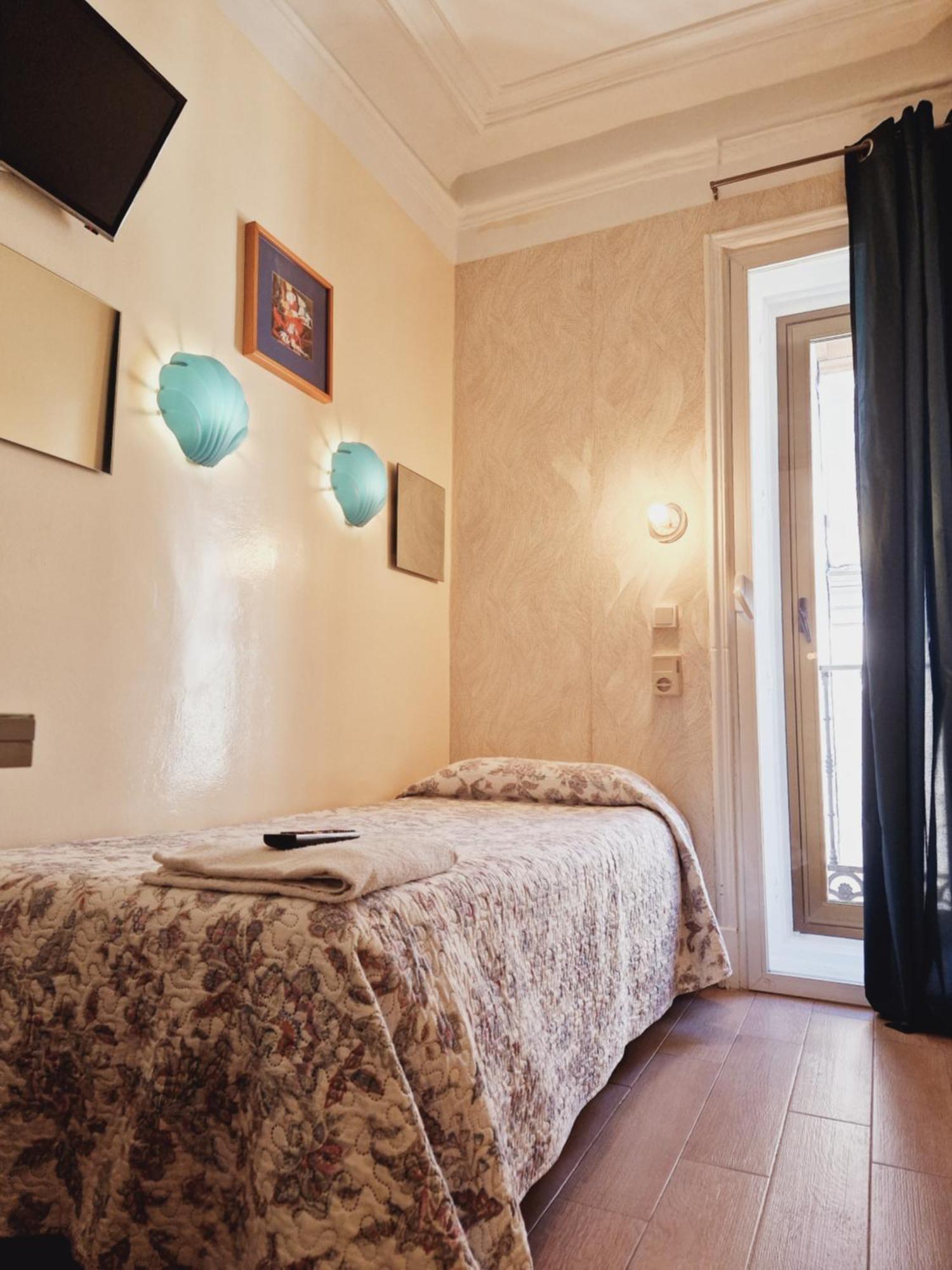 Casa De Huespedes Dolce Vita Madrid Phòng bức ảnh
