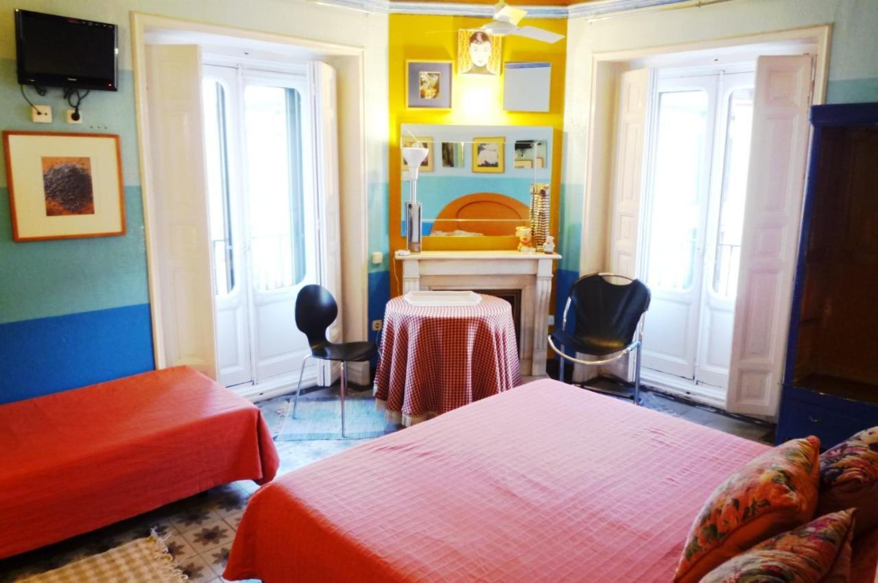 Casa De Huespedes Dolce Vita Madrid Ngoại thất bức ảnh