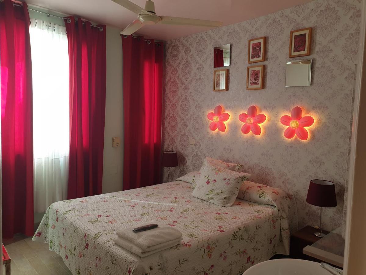 Casa De Huespedes Dolce Vita Madrid Ngoại thất bức ảnh